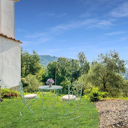 Maximus - Stunning Mountain Views Villa Barga